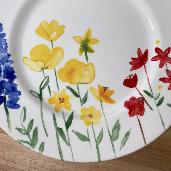 ROYAL STAFFORD Spring Flowers Dinner Plate - Flowers Into Center, Rim - Picture 2 of 5